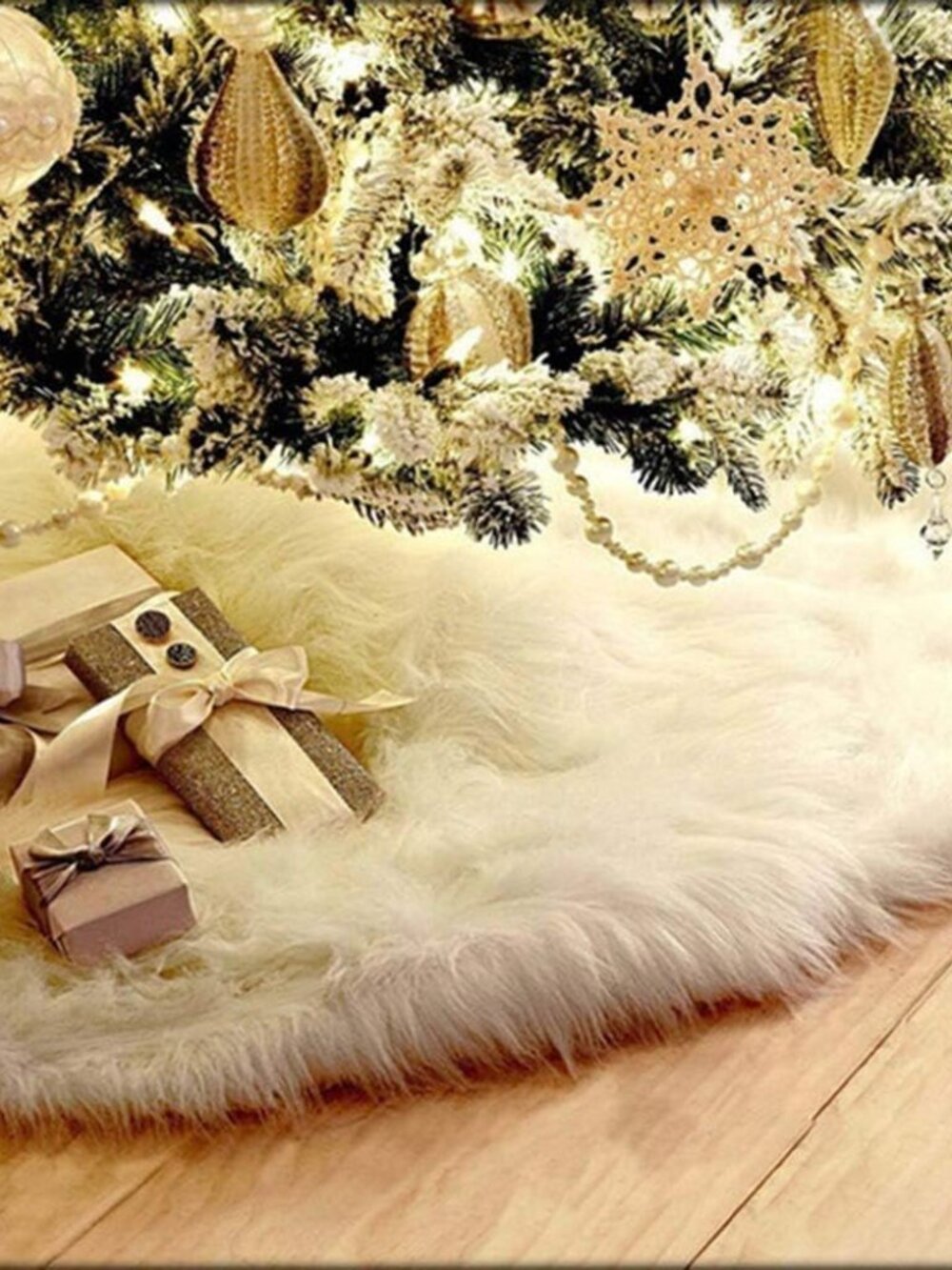 48 Inch Faux Fur Christmas Tree Skirt White Plush Skirt for Merry Christmas Part